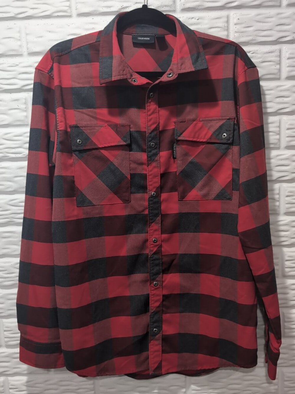 Mens TRUEWERK Tech Flannel Long Sleeve Snap Shirt Red Black Size L MINT!